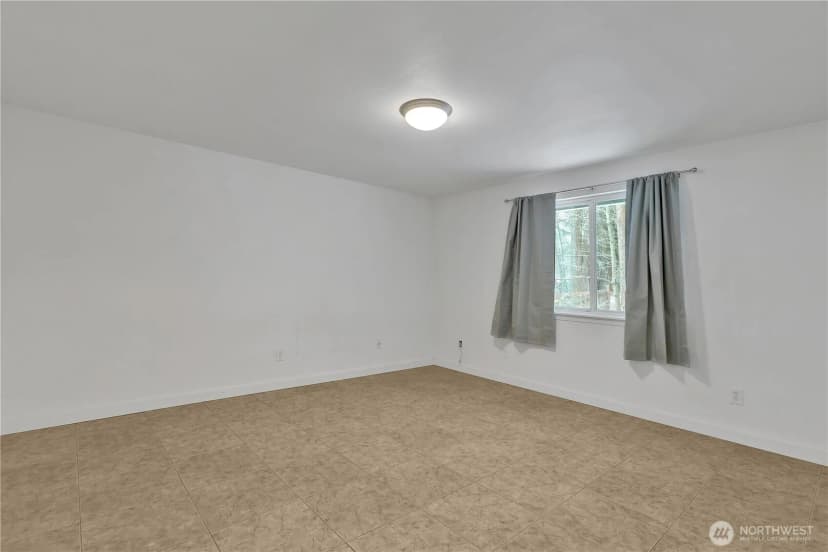 Property photo for 17538 Clear Lake Boulevard Se, Yelm photo 12