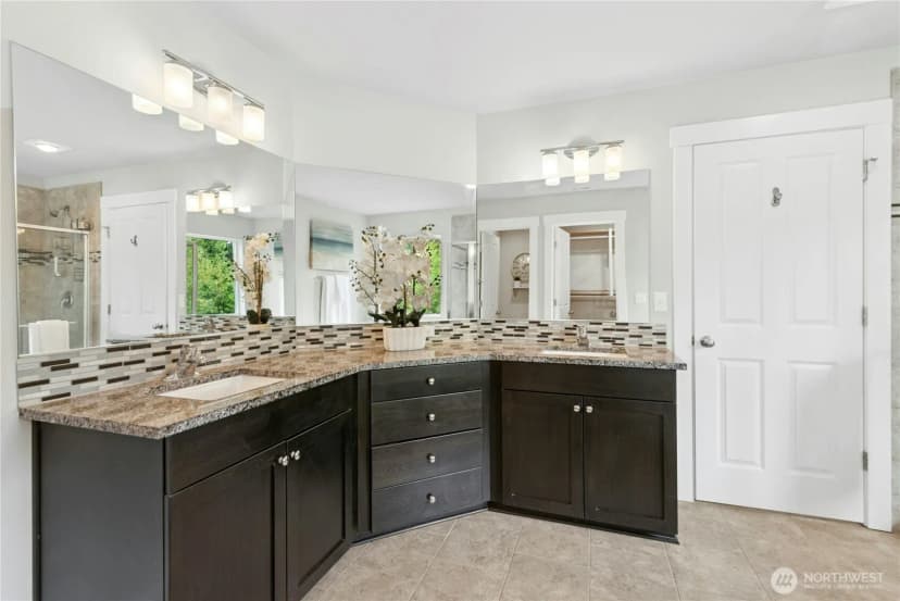 Property photo for 10107 6th Place Se, Lake Stevens photo 18