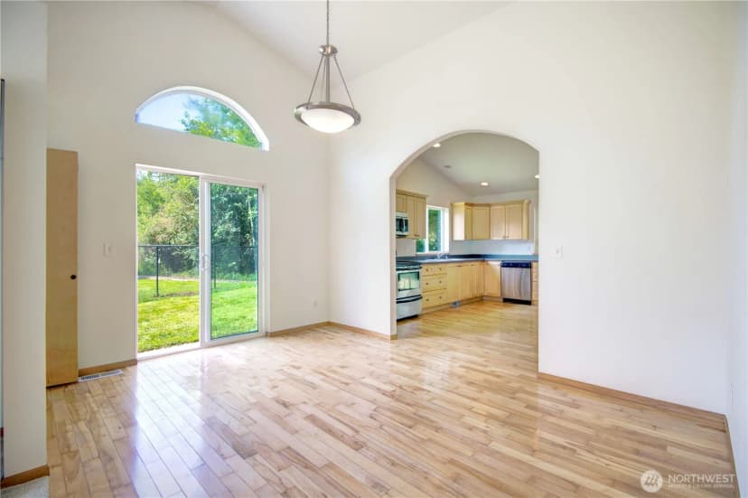 Property photo for 8391 Richmond Park Road, Birch Bay photo 12