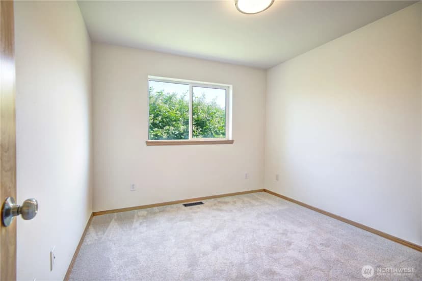 Property photo for 8391 Richmond Park Road, Birch Bay photo 21