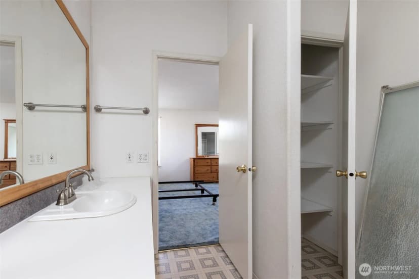 Property photo for 212 S 3rd Street, Almira photo 16