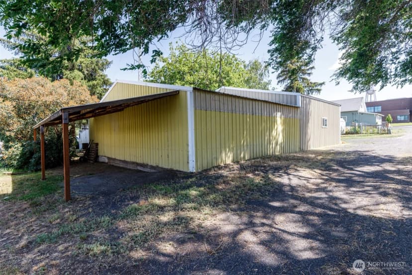 Property photo for 212 S 3rd Street, Almira photo 35