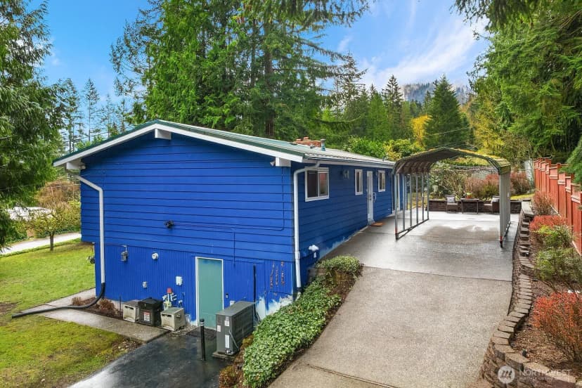 Property photo for 475 Mt Hood Drive Sw, Issaquah photo 28