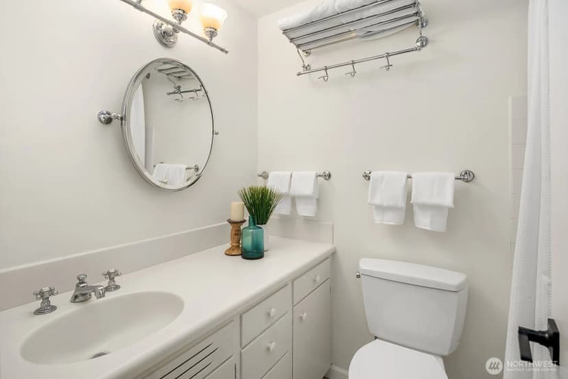 Property photo for 475 Mt Hood Drive Sw, Issaquah photo 15