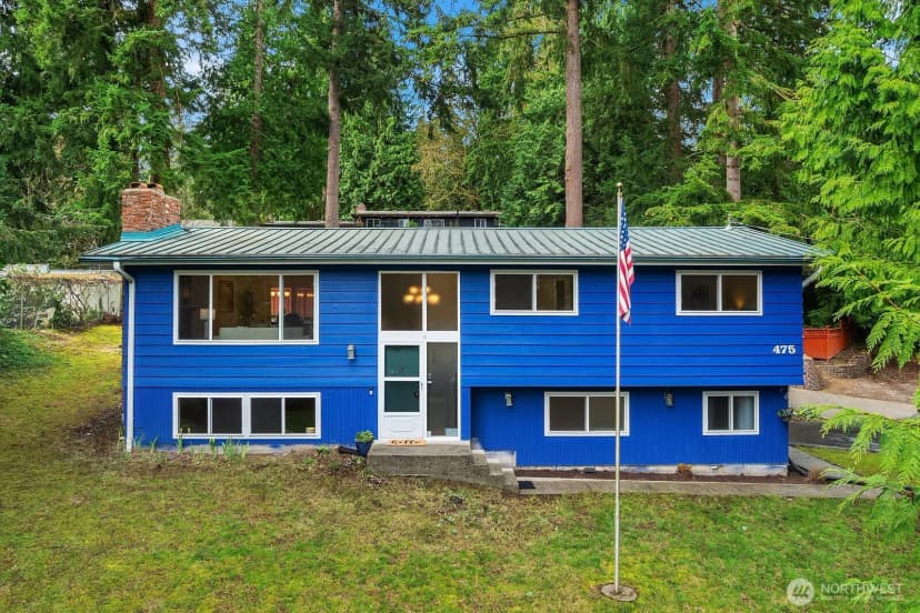 Property photo for 475 Mt Hood Drive Sw, Issaquah photo 2