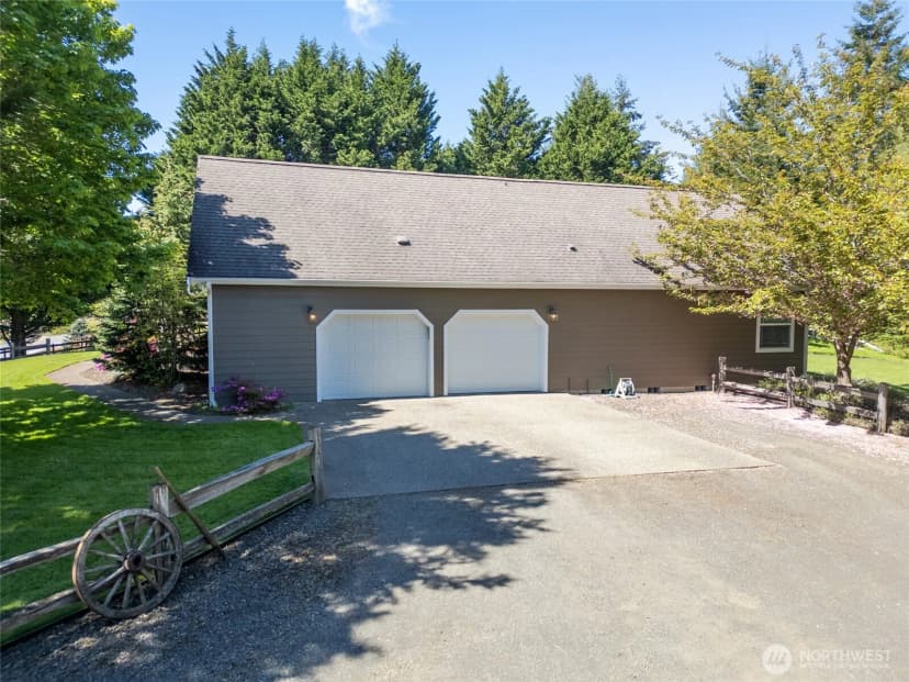 Property photo for 8012 105th Avenue Sw, Olympia photo 4