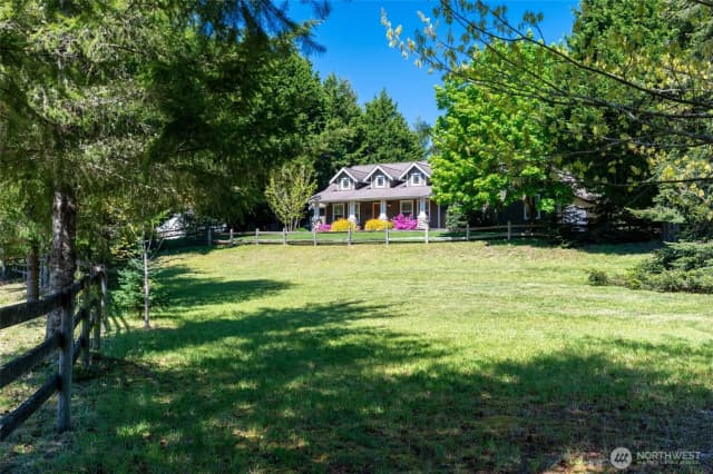 Property photo for 8012 105th Avenue Sw, Olympia photo 2
