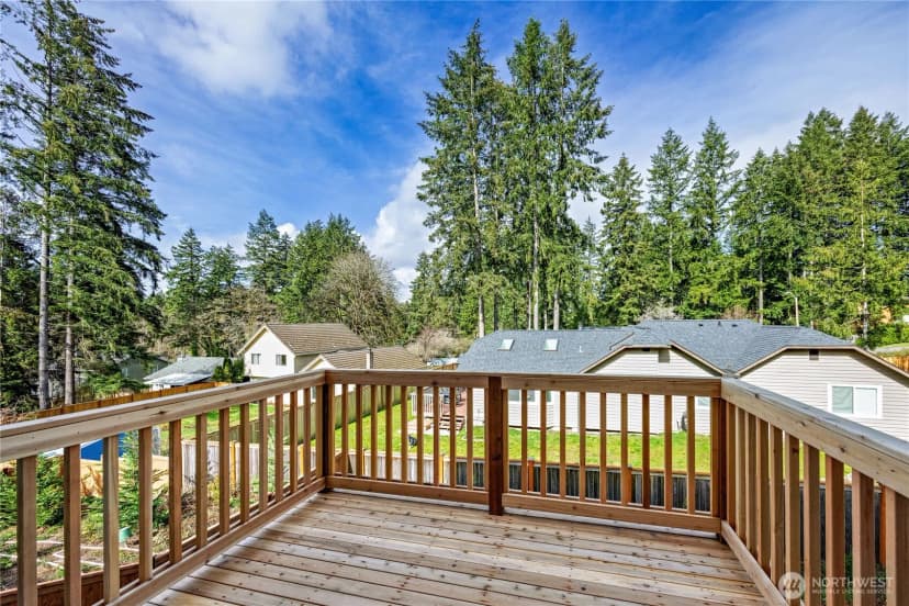 Property photo for 356 Ne Shadowhawk Lane, Bremerton photo 19