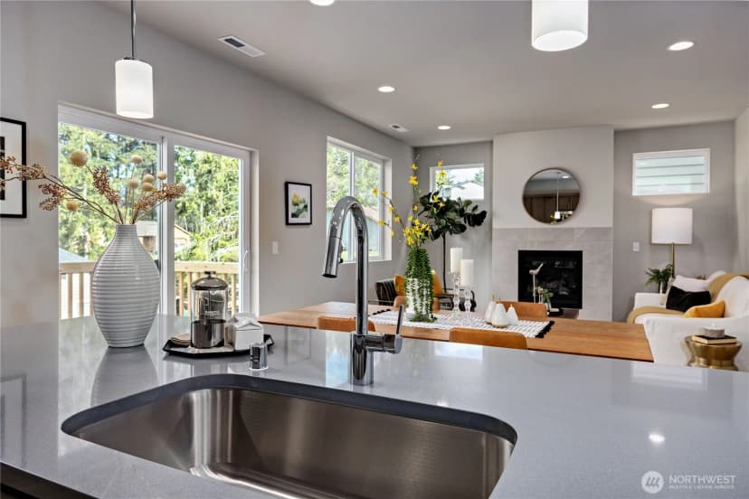 Property photo for 356 Ne Shadowhawk Lane, Bremerton photo 18