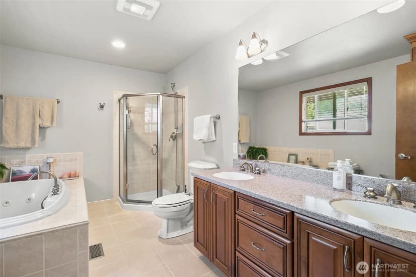 Property photo for 11206 83rd Avenue Sw, Lakewood photo 20