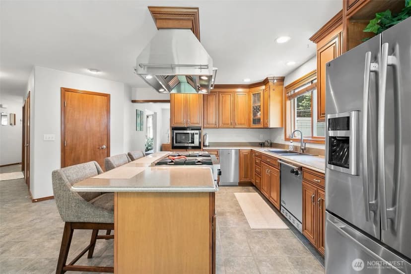Property photo for 11206 83rd Avenue Sw, Lakewood photo 9