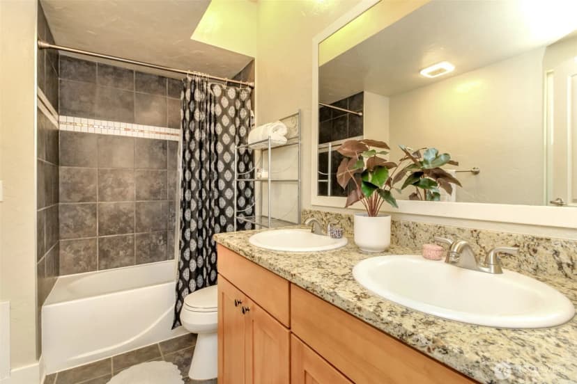 Property photo for 502 Sw 326th Street, Federal Way photo 16