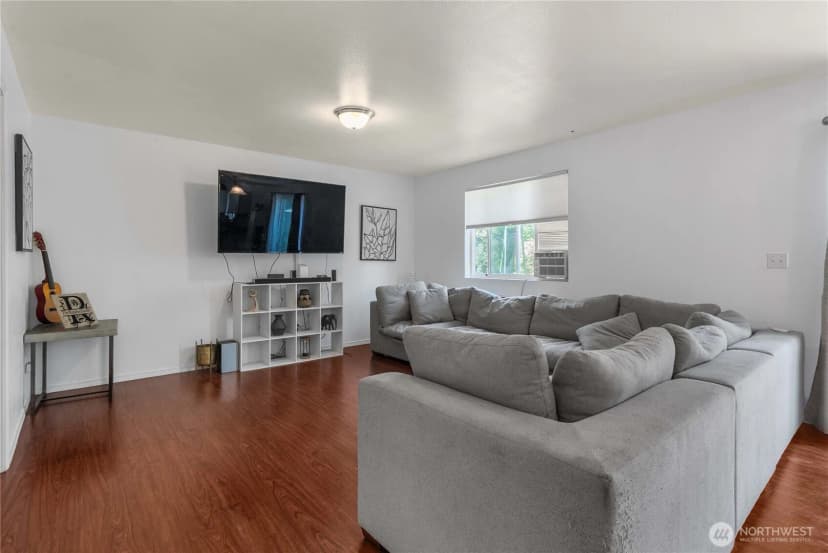 Property photo for 9722 Overlook Drive Nw, Olympia photo 16