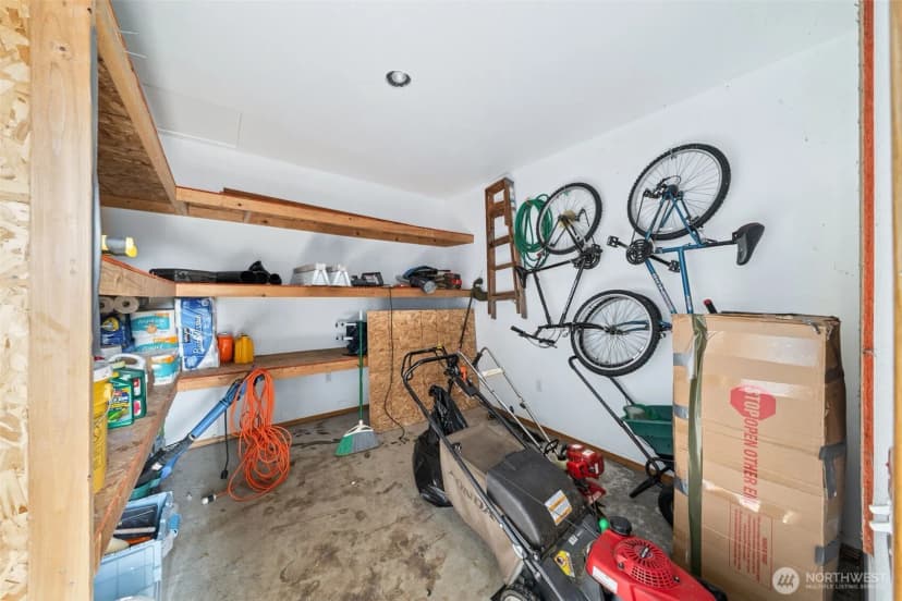 Property photo for 381 Coal Avenue, Carbonado photo 32