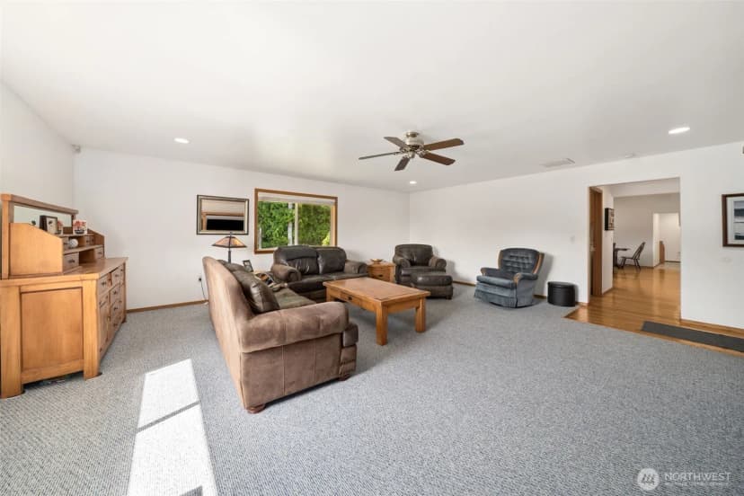 Property photo for 381 Coal Avenue, Carbonado photo 19