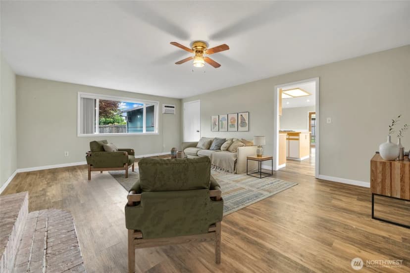 Property photo for 120 E Mason Avenue, Buckley photo 4
