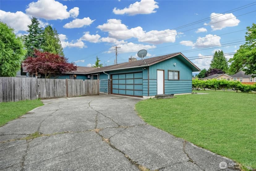 Property photo for 120 E Mason Avenue, Buckley photo 33
