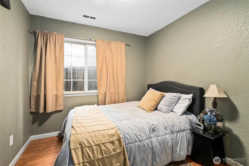 Property photo for 31739 46th Place S, Auburn photo 18