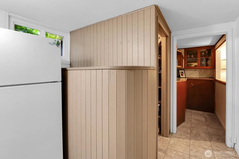 Property photo for 11729 Phinney Avenue N, Seattle photo 19