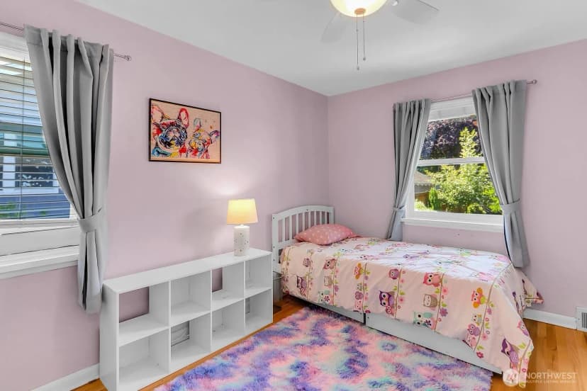 Property photo for 11729 Phinney Avenue N, Seattle photo 9