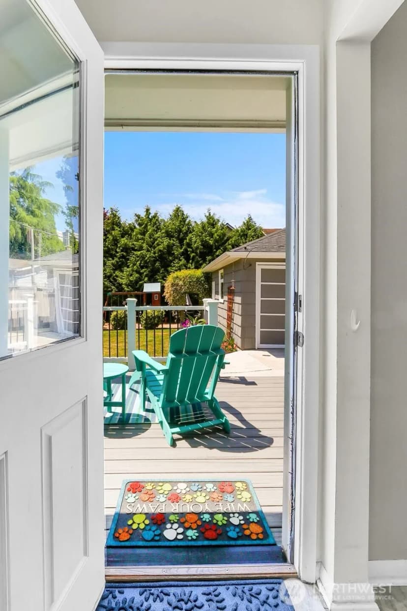 Property photo for 11729 Phinney Avenue N, Seattle photo 11