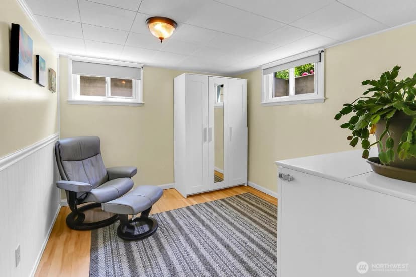 Property photo for 11729 Phinney Avenue N, Seattle photo 17