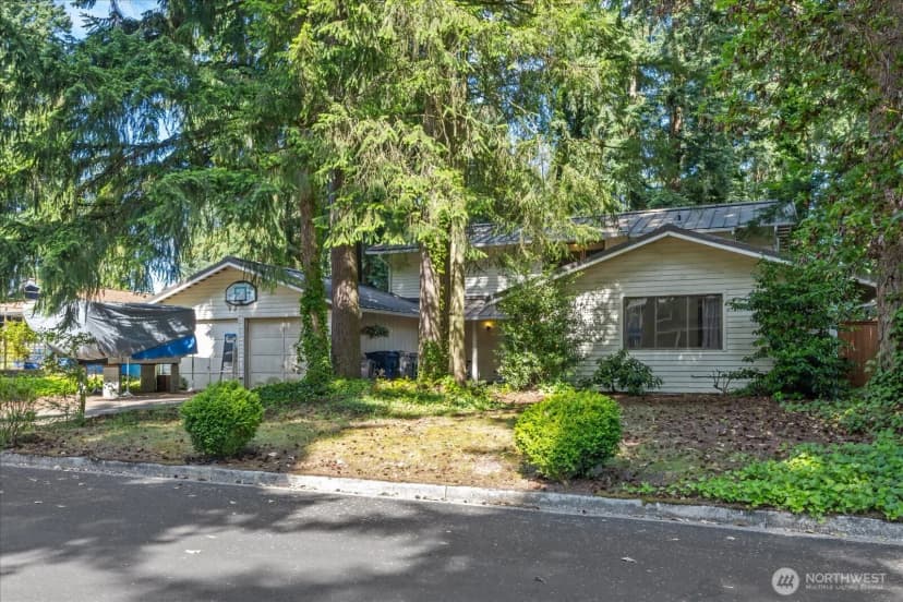 Property photo for 9112 120th Avenue Se, Newcastle