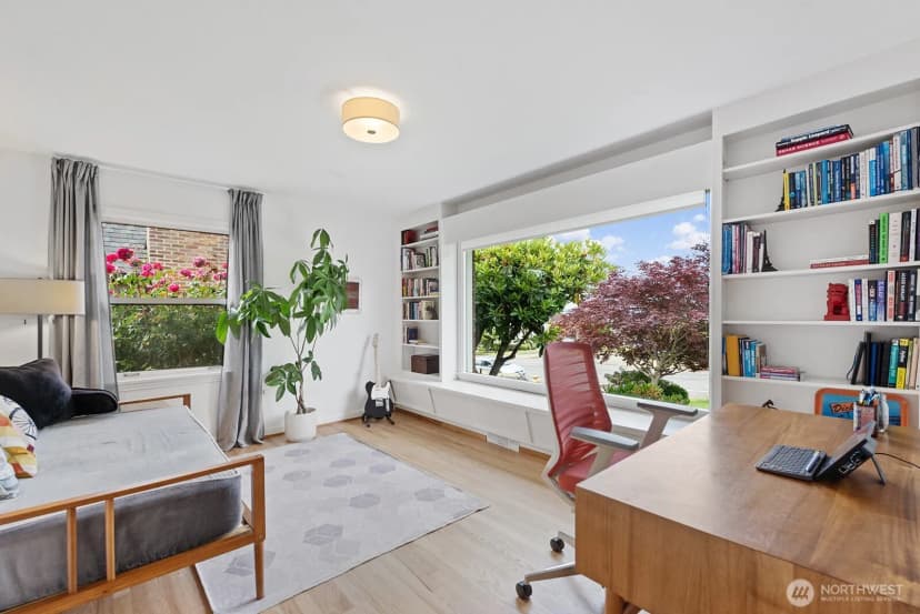 Property photo for 1604 28th Avenue W, Seattle photo 21