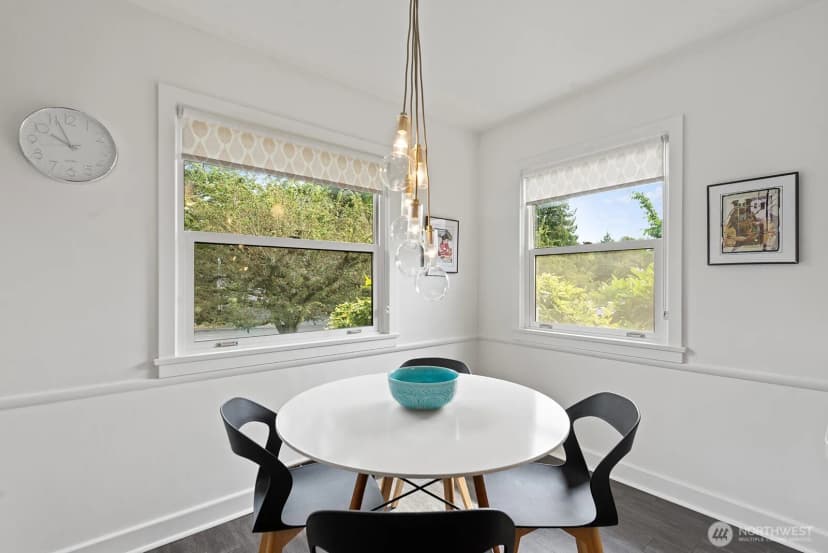 Property photo for 1604 28th Avenue W, Seattle photo 14