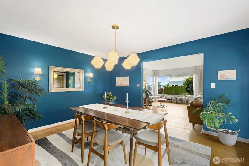 Property photo for 1604 28th Avenue W, Seattle photo 8