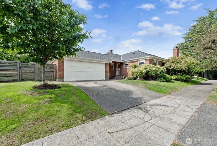 Property photo for 1604 28th Avenue W, Seattle photo 35
