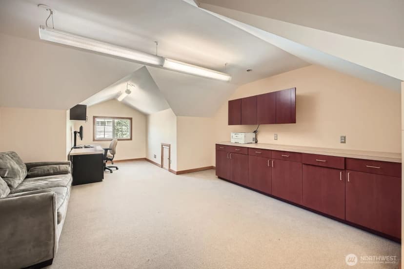 Property photo for 11251 28th Avenue Sw, Seattle photo 23