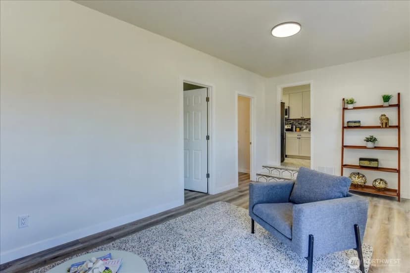 Property photo for 13305 6th Avenue Sw, Burien photo 21