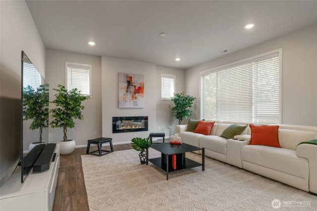 Property photo for 21124 42nd Drive Se, Bothell photo 5