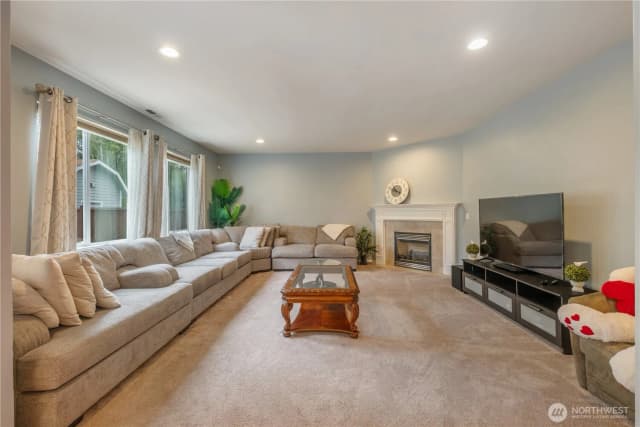 Property photo for 6634 Park Street E, Fife photo 4