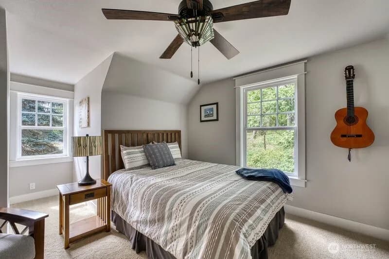 Property photo for 7021 Beach Drive E, Port Orchard photo 32