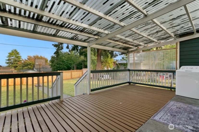 Property photo for 6113 Rockefeller Avenue, Everett photo 25