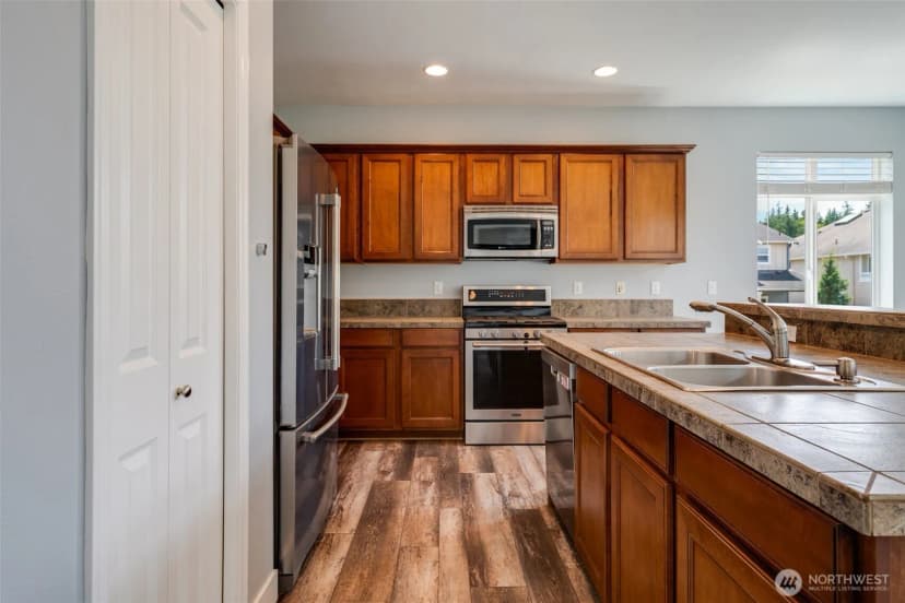 Property photo for 1130 77th Drive Se, Lake Stevens photo 14