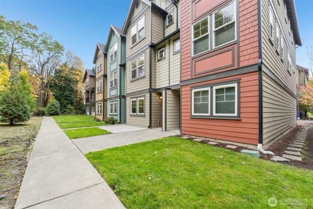 Property photo for 7162 Shinkle Place Sw #64, Seattle