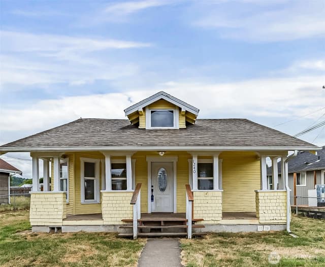 Property photo for 1240 S Tower Avenue, Centralia