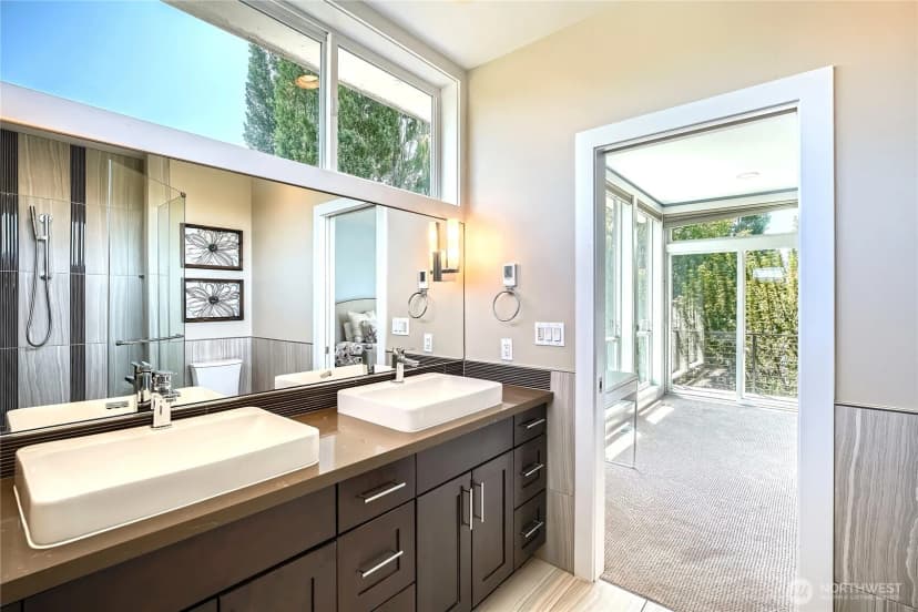 Property photo for 9544 3rd Avenue Nw, Seattle photo 11