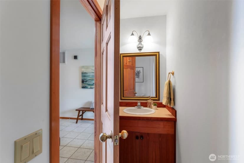 Property photo for 252 Myrtle Street, Port Townsend photo 20