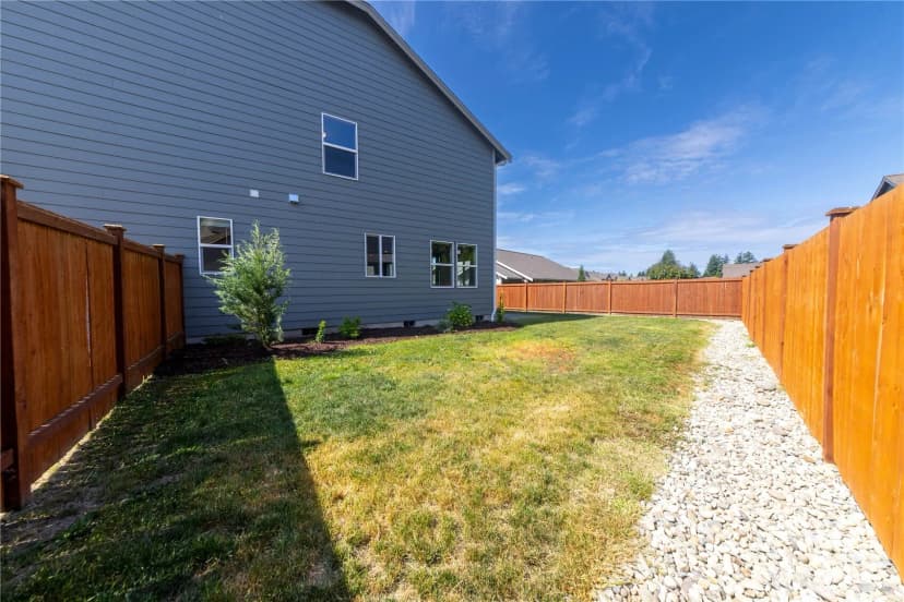 Property photo for 514 Wellington Place, Sedro Woolley photo 32