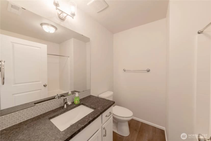 Property photo for 514 Wellington Place, Sedro Woolley photo 23