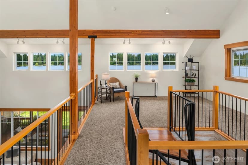 Property photo for 10904 W Lake Joy Drive Ne, Carnation photo 31