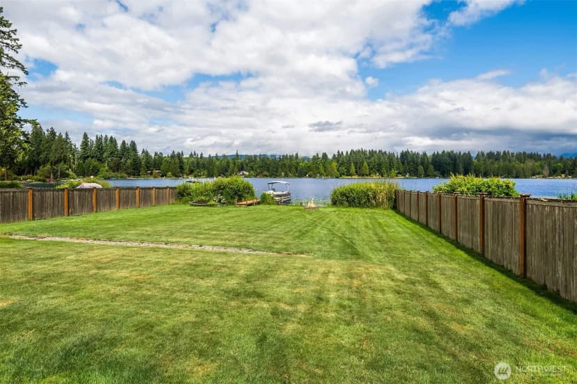 Property photo for 10904 W Lake Joy Drive Ne, Carnation photo 38