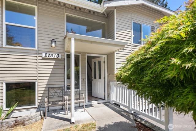Property photo for 21310 Se 412th Place, Enumclaw photo 3