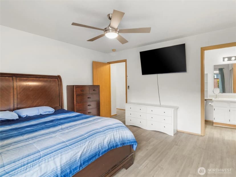 Property photo for 5415 Komachin Loop Se, Lacey photo 18