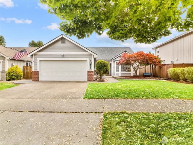 Property photo for 5415 Komachin Loop Se, Lacey photo 2