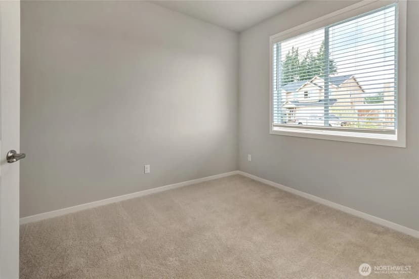 Property photo for 18222 37th Avenue E, Tacoma photo 5